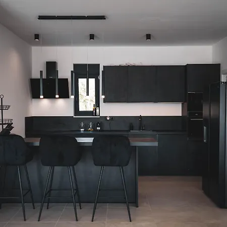 וילה Modern Sea View Villa, Private Pool, Whirlpool, Calm & Near Kaštela